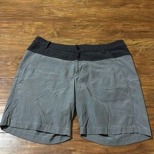 Lululemon shorts size 38, 9 in inseam